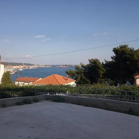 Apartament Carija