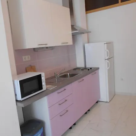 Apartament Carija